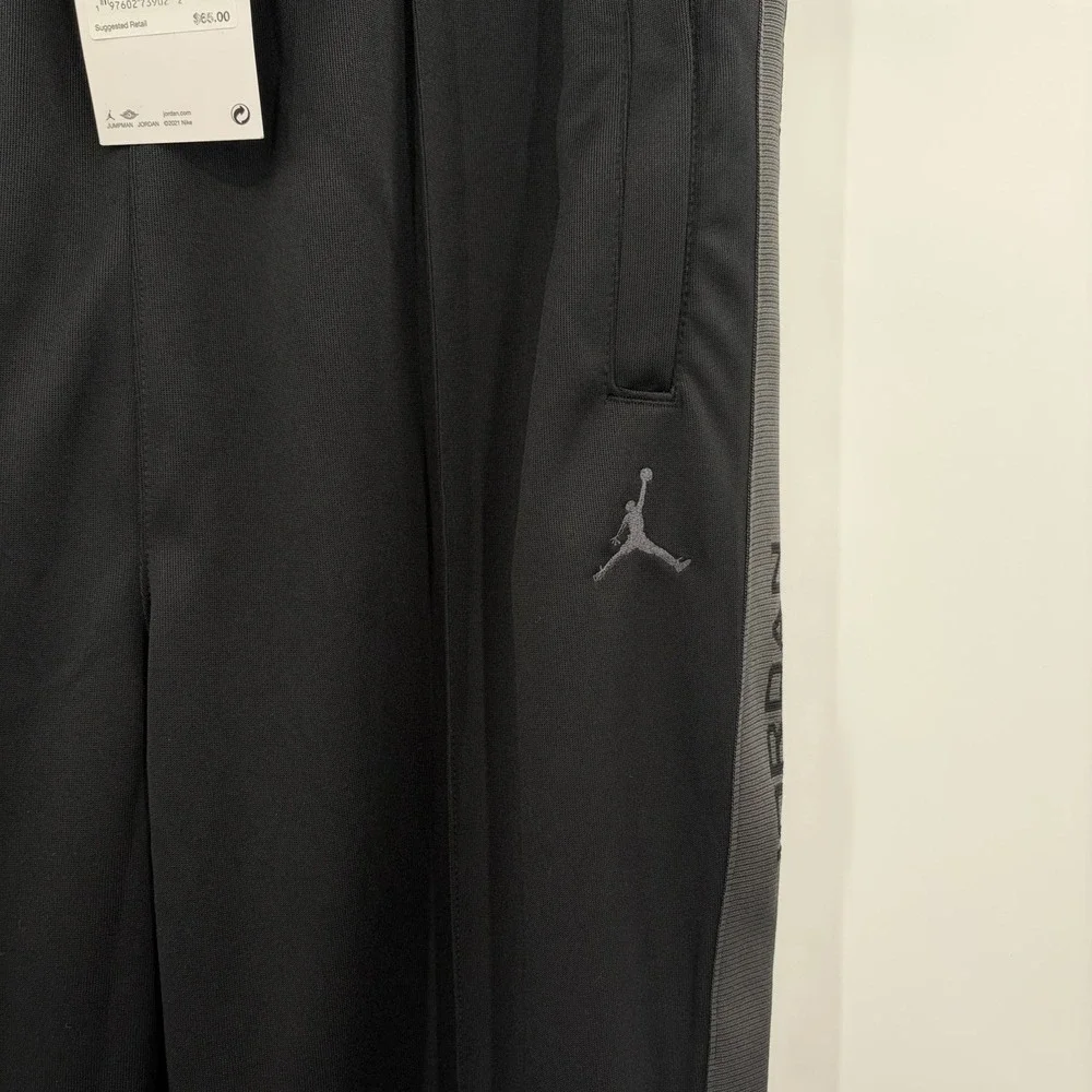 Air Jordan Essentials Tracksuit Pants Mens Size XL Black Grey HF9341-010 NWT